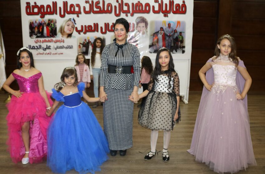  “وسام القزاز ” عشقت بحرالاسكندرية .. واستلهمت فساتين الاطفال من امواجة