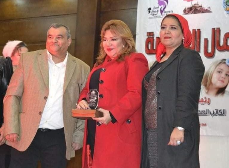  تكريم الاعلامية عبير محمود كبير مذيعات التلفزيون المصرى بحضورالفنانين مجد القاسم وسامح يسرى
