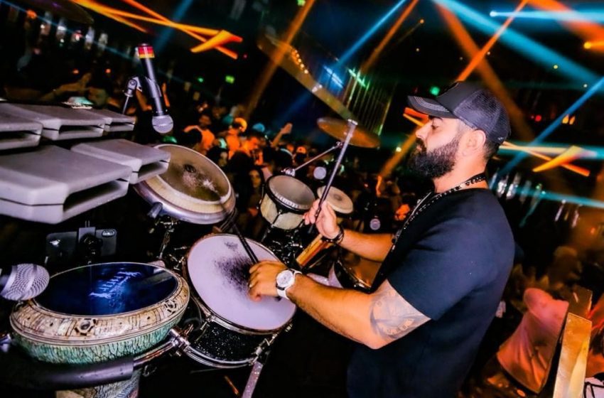  العالمى “چورچ صافي”  سرعه بديهيه في الموسيقي تفوق الخيال واحترف الموسيقى بـ “الدربوكة”