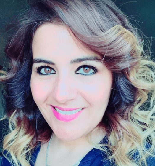  مصممة الأزياء العالمية  ” أمال شوكت”  : من دراسة تصميم الأزياء في أمريكا إلى الإبداع في فساتين الزفاف والسهرة بالقاهرة 