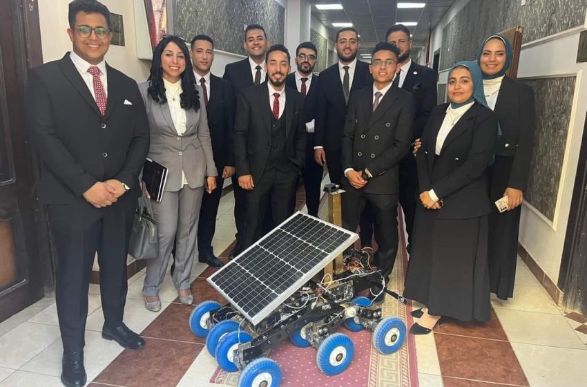  عباقرة كلية “علوم الملاحة” ببنى سويف يخترعون مركبة فضائية تتحرك بنظام ملاحي
