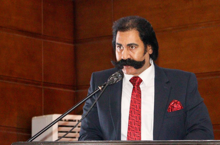  الدكتوراحمد منصور فى “مهرجان  “السلام والانسانية” .. يوجه الشكر للرئيس السيسى لرعايته اطفال مصر