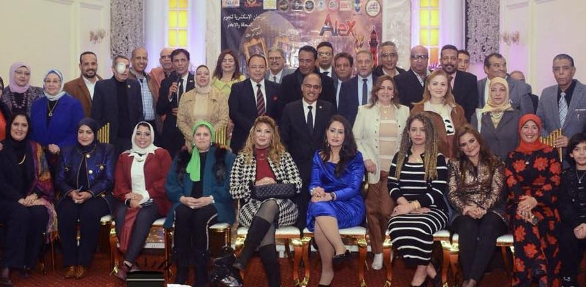  “مهرجان الاسكندرية لنجوم الصحافة والاعلام ” يكرم الاعلامى محمد جلال لتميزة فى برنامج “الموضوع يخصك ” على قناة محطة مصر