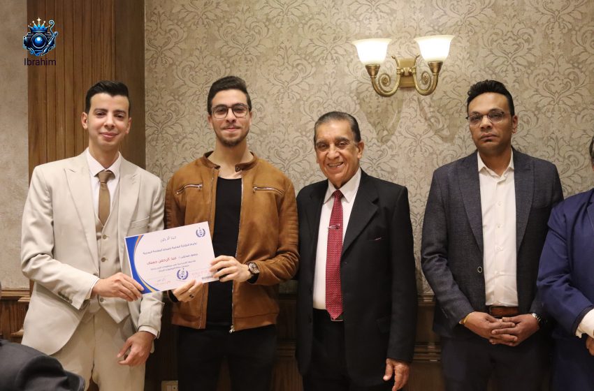  تكريم المصور الصحفي عبد الرحمن حسني في فاعليات النقابة العامة للملاحة البحرية