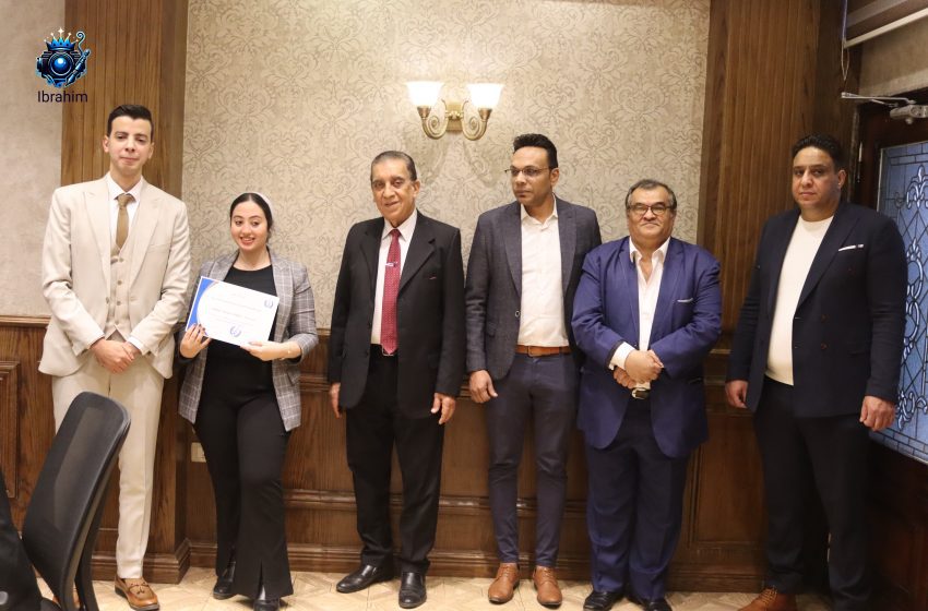   النقابة العامة للملاحة البحرية تكرم الاعلامية أسماء محمد 