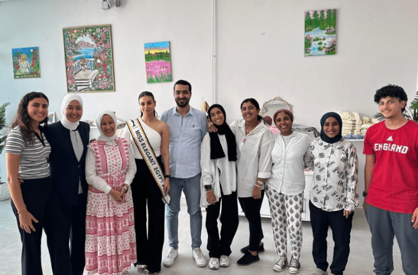  “منى عز” ملكة جمال الأناقة تحتفل بمحاربات  السرطان بمستشفى ” بهية “