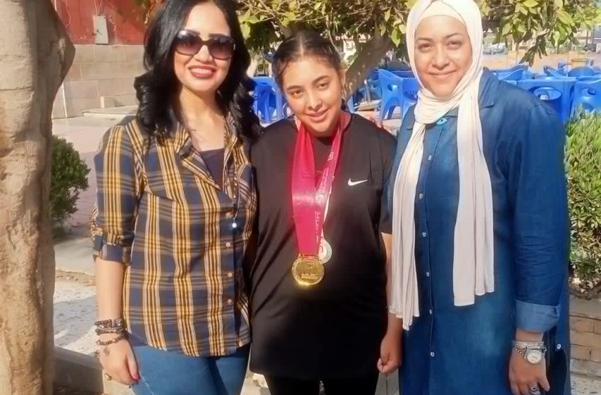  هي والمستحيل “يستقبل اول منشدة دينية من ذوي الهمم”