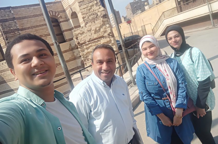  طلاب إعلام الشروق في زيارة توعوية إلى مجمع الأديان ضمن مبادرة “مقهى السلام”