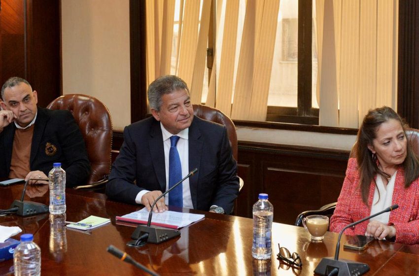  اللجنة الرئيسية لتطوير الإعلام تناقش تحديث آليات النشر والتوزيع والبنية التحتية للصحافة الورقية